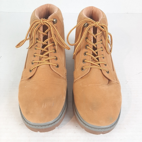 🔥Lugz Mantle Mid Boots in Golden Wheat Men's Size 11.5 Faux Suede - Picture 3 of 11